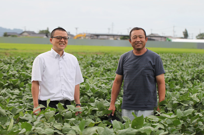 だだちゃ豆農家さんと清川屋スタッフ