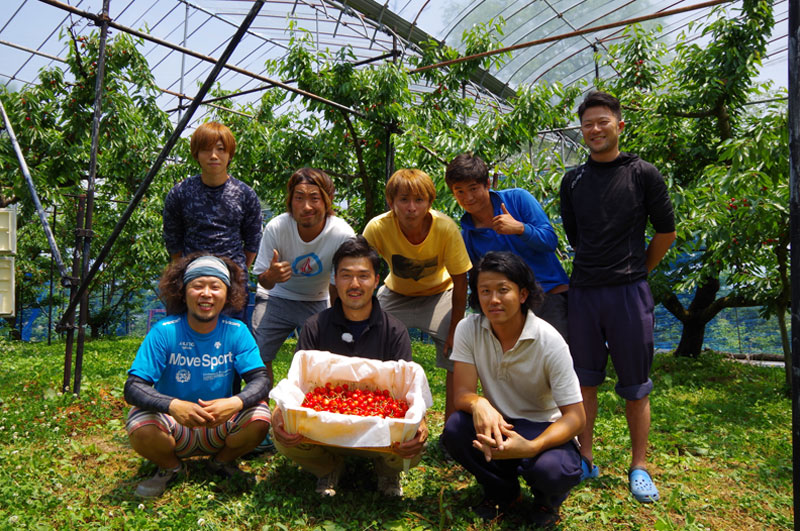 農林水産大臣賞佐藤錦を育てる安達さんグループ