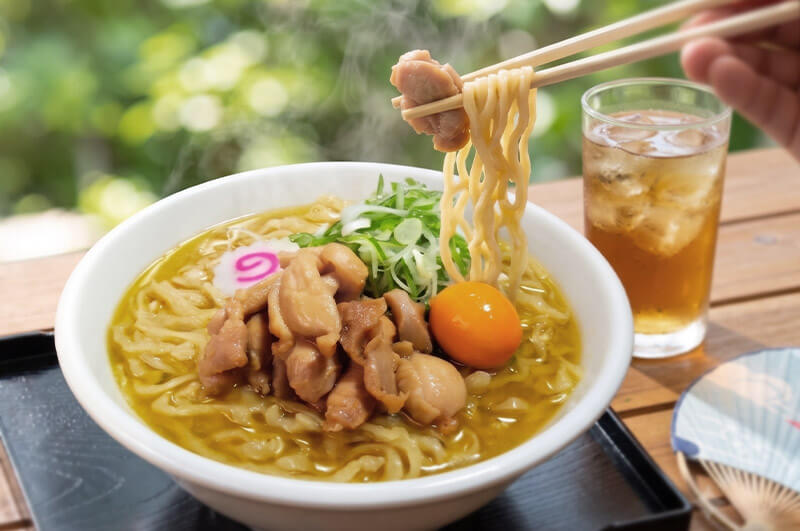 金の鶏中華