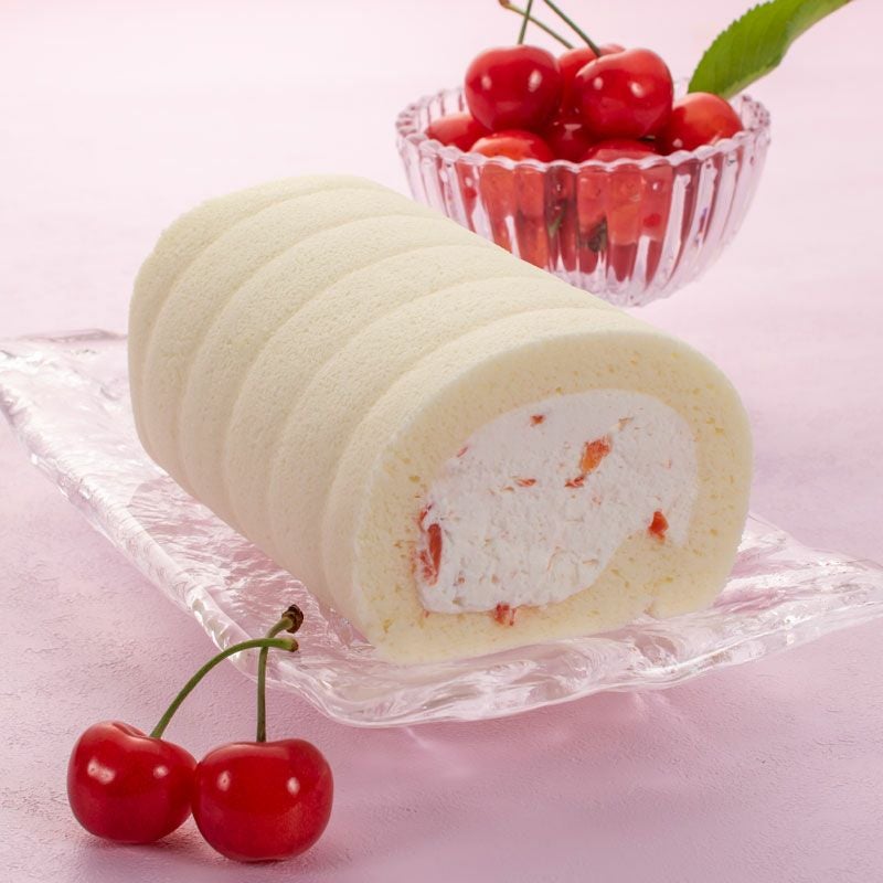 ほわいとぱりろーる さくらんぼ｜山形の宝石を贈る限定スイーツ：清川屋