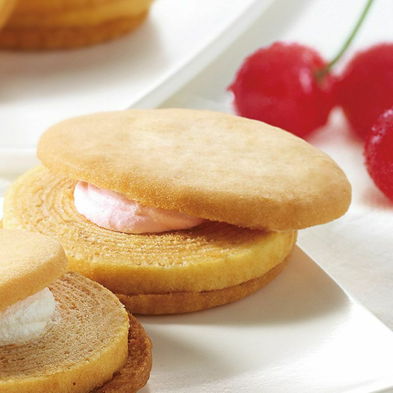 やまがたクーヘン 10個入 さくらんぼとラ・フランス香るしっとり食感の