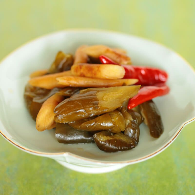 ピリ辛胡瓜ごぼう漬 赤とうがらしの辛さが効いたしょうゆ味のお漬物